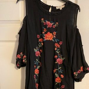 Umgee off shoulder sleeve top